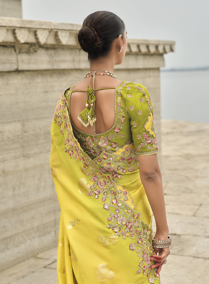 destination wedding wear ethnic sari